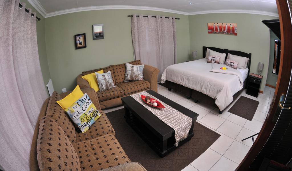 Summer Garden Guest House Benoni Exterior photo